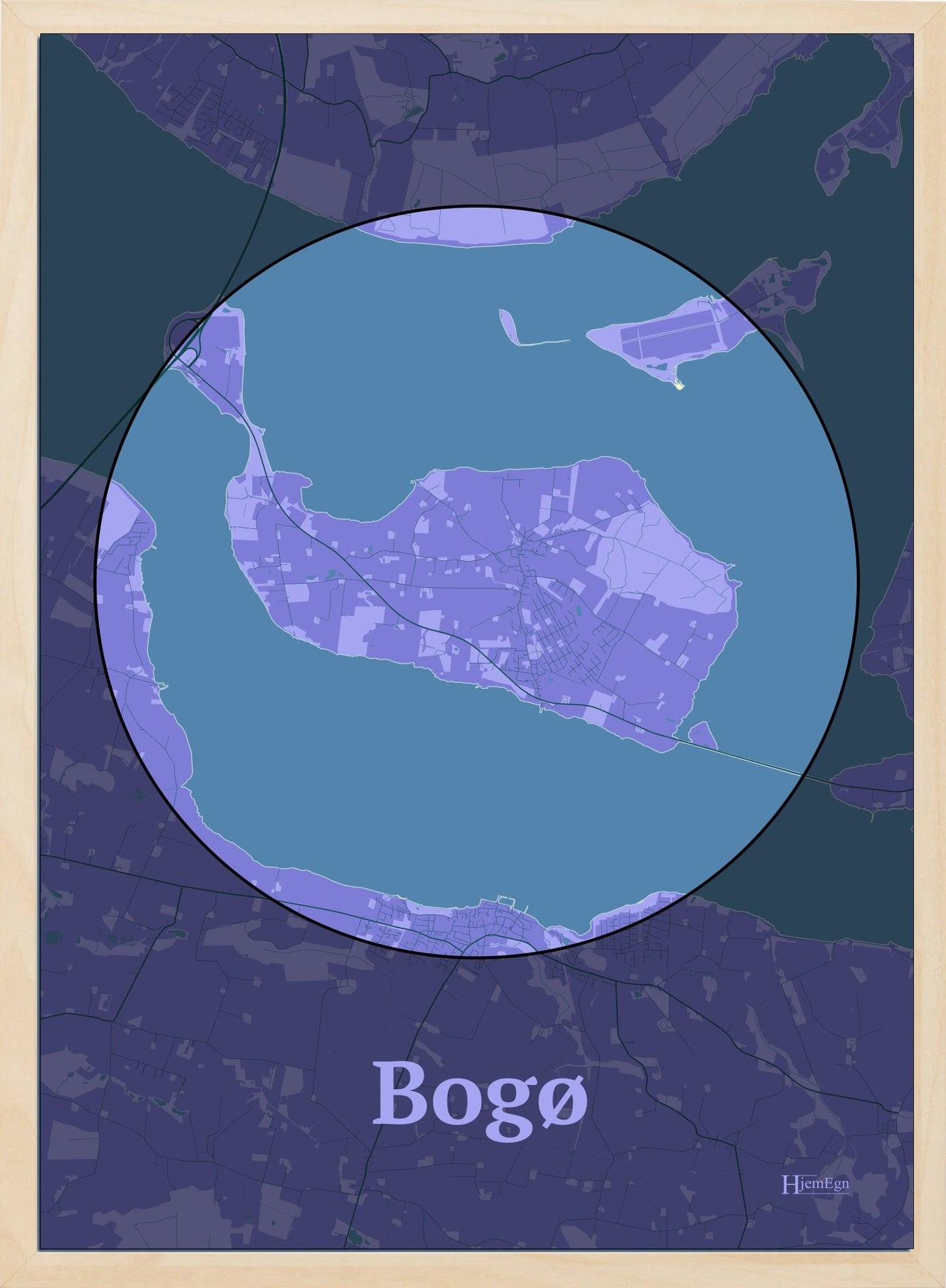 Bogø plakat i farve pastel lilla og HjemEgn.dk design centrum. Design ø-kort for Bogø