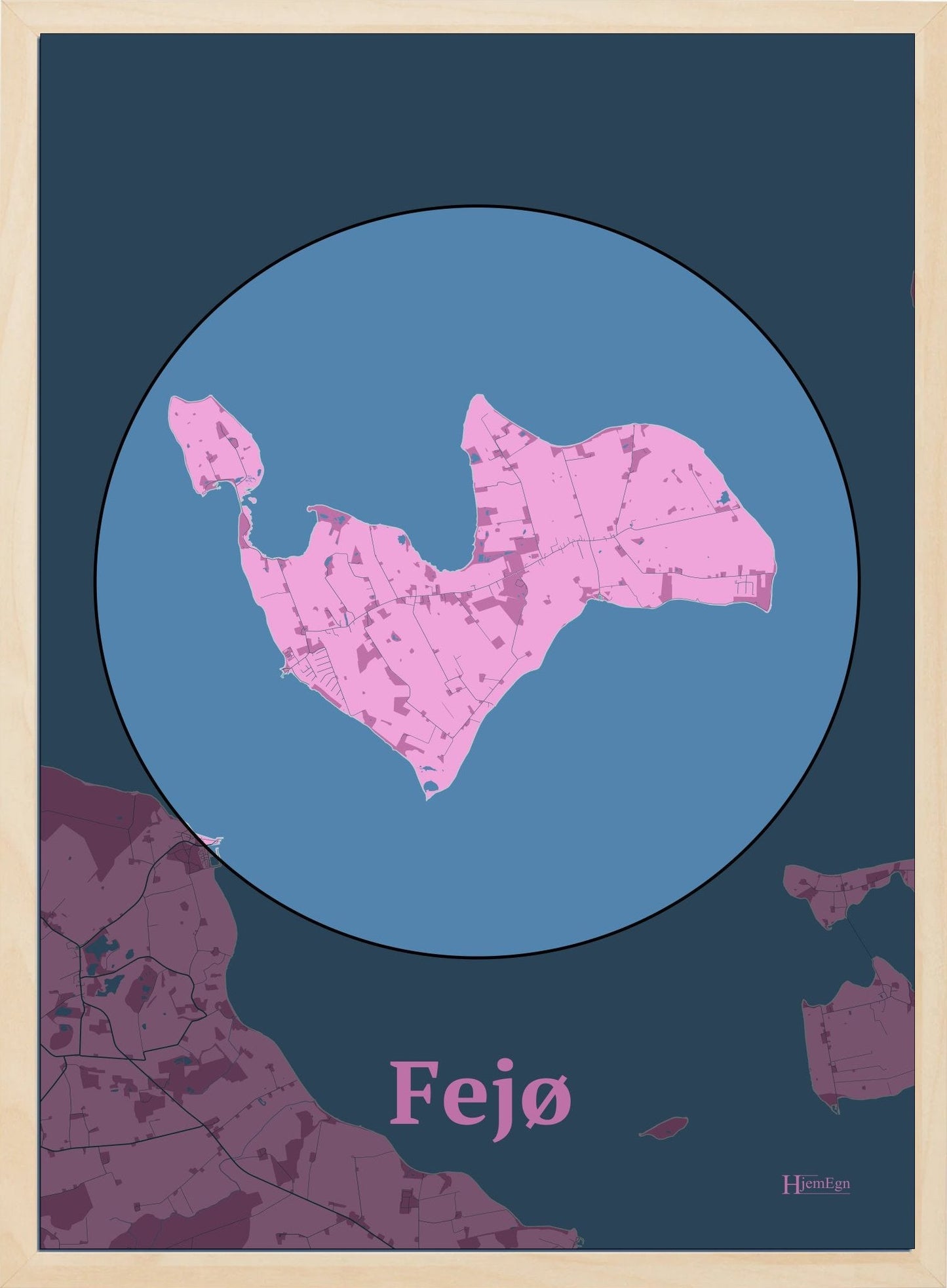 Fejø plakat i farve pastel rød og HjemEgn.dk design centrum. Design ø-kort for Fejø