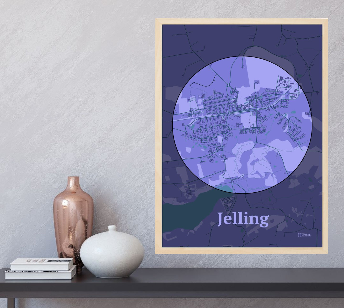 Jelling plakat i farve og HjemEgn.dk design centrum. Design bykort for Jelling