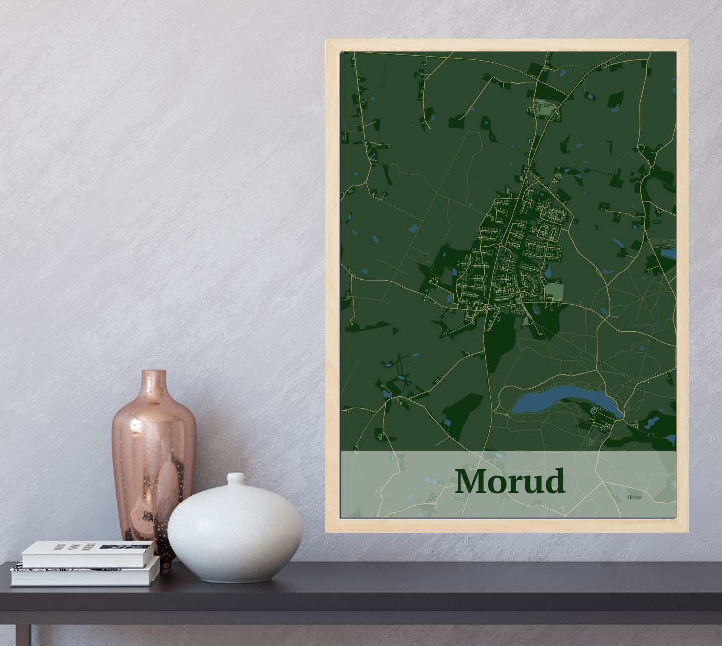 Morud plakat i farve og HjemEgn.dk design firkantet. Design bykort for Morud