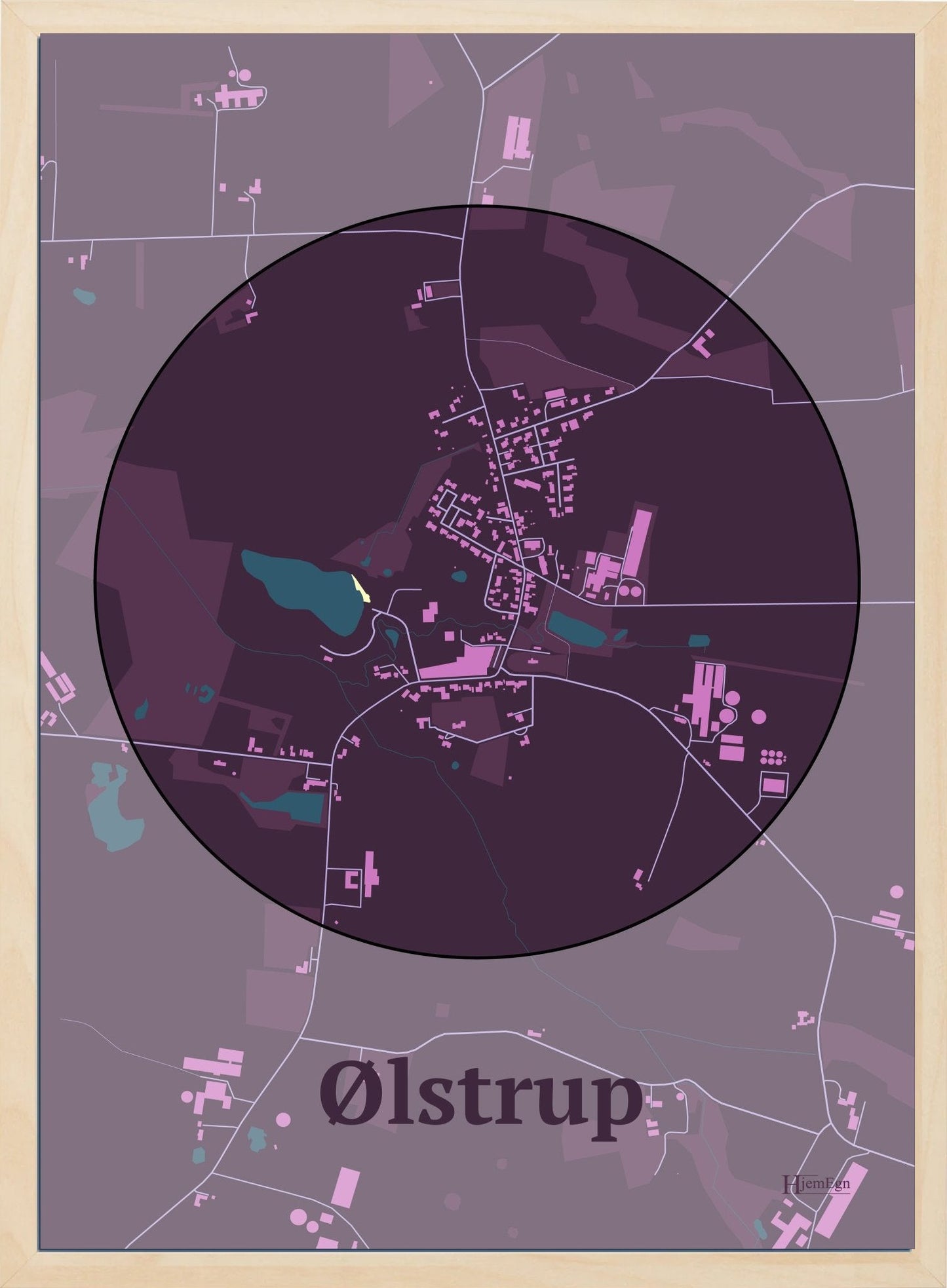 Ølstrup plakat i farve mørk rød og HjemEgn.dk design centrum. Design bykort for Ølstrup