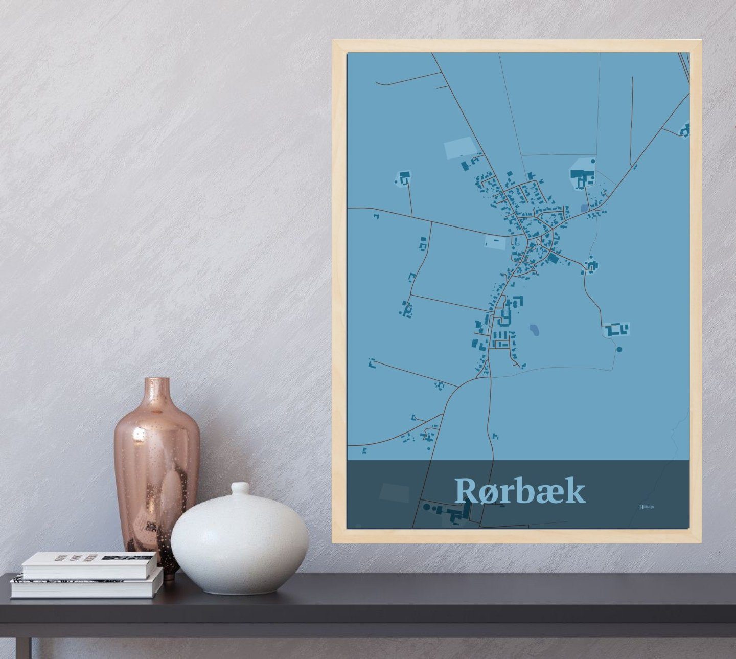 Rørbæk plakat i farve og HjemEgn.dk design firkantet. Design bykort for Rørbæk