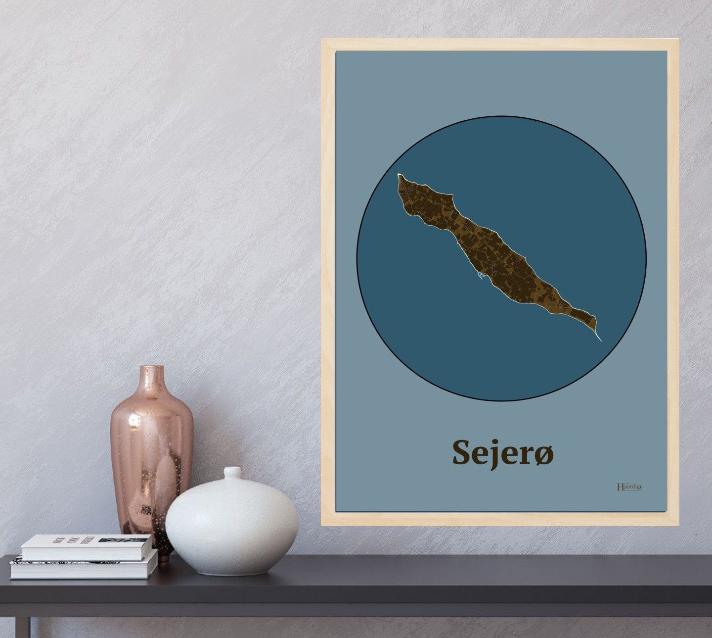 Sejerø plakat i farve og HjemEgn.dk design centrum. Design ø-kort for Sejerø