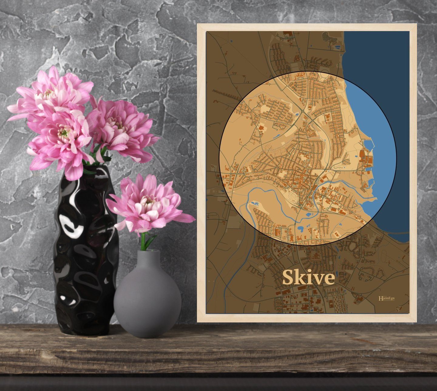 Skive plakat i farve og HjemEgn.dk design centrum. Design bykort for Skive