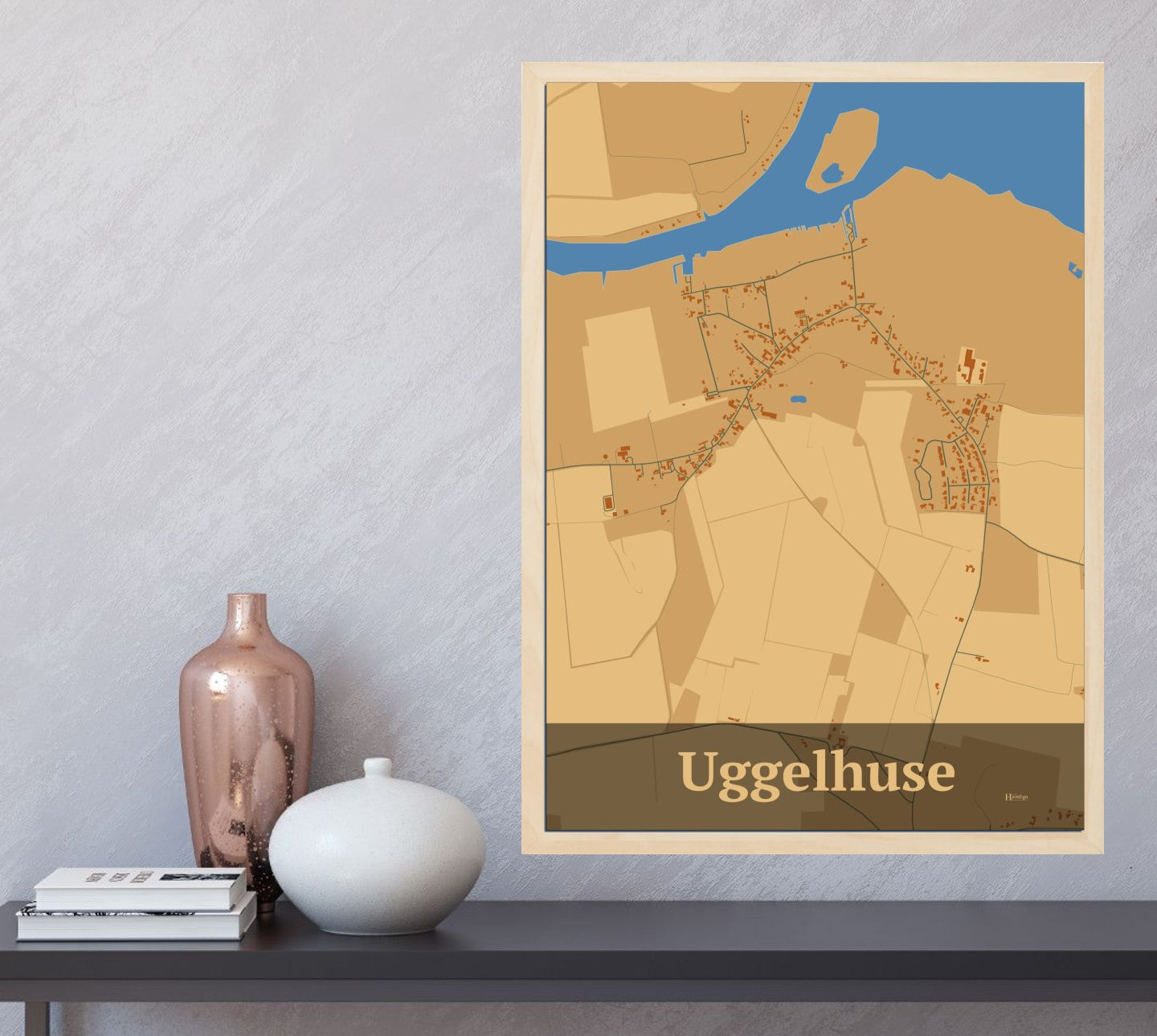 Uggelhuse plakat i farve og HjemEgn.dk design firkantet. Design bykort for Uggelhuse