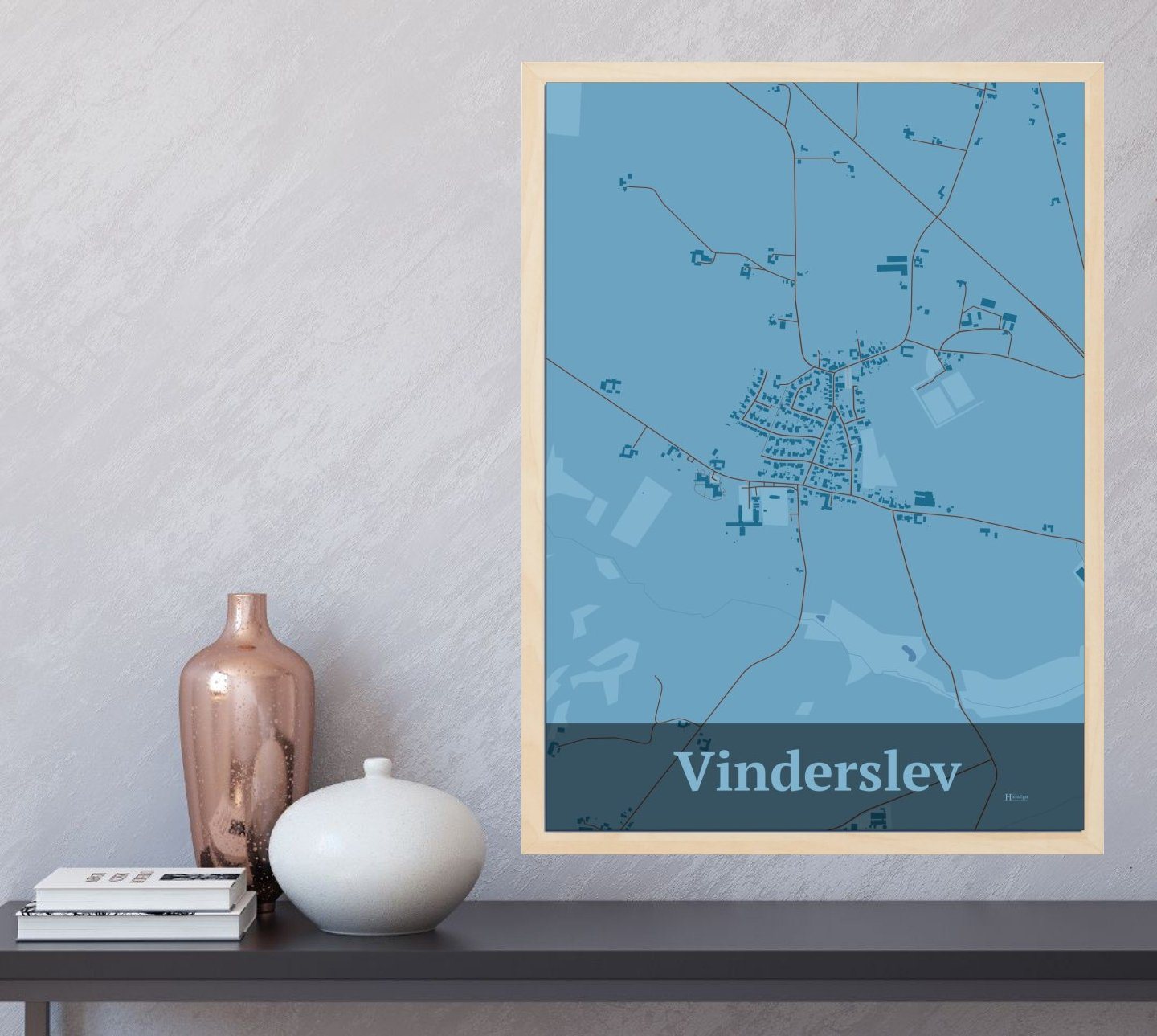 Vinderslev plakat i farve og HjemEgn.dk design firkantet. Design bykort for Vinderslev