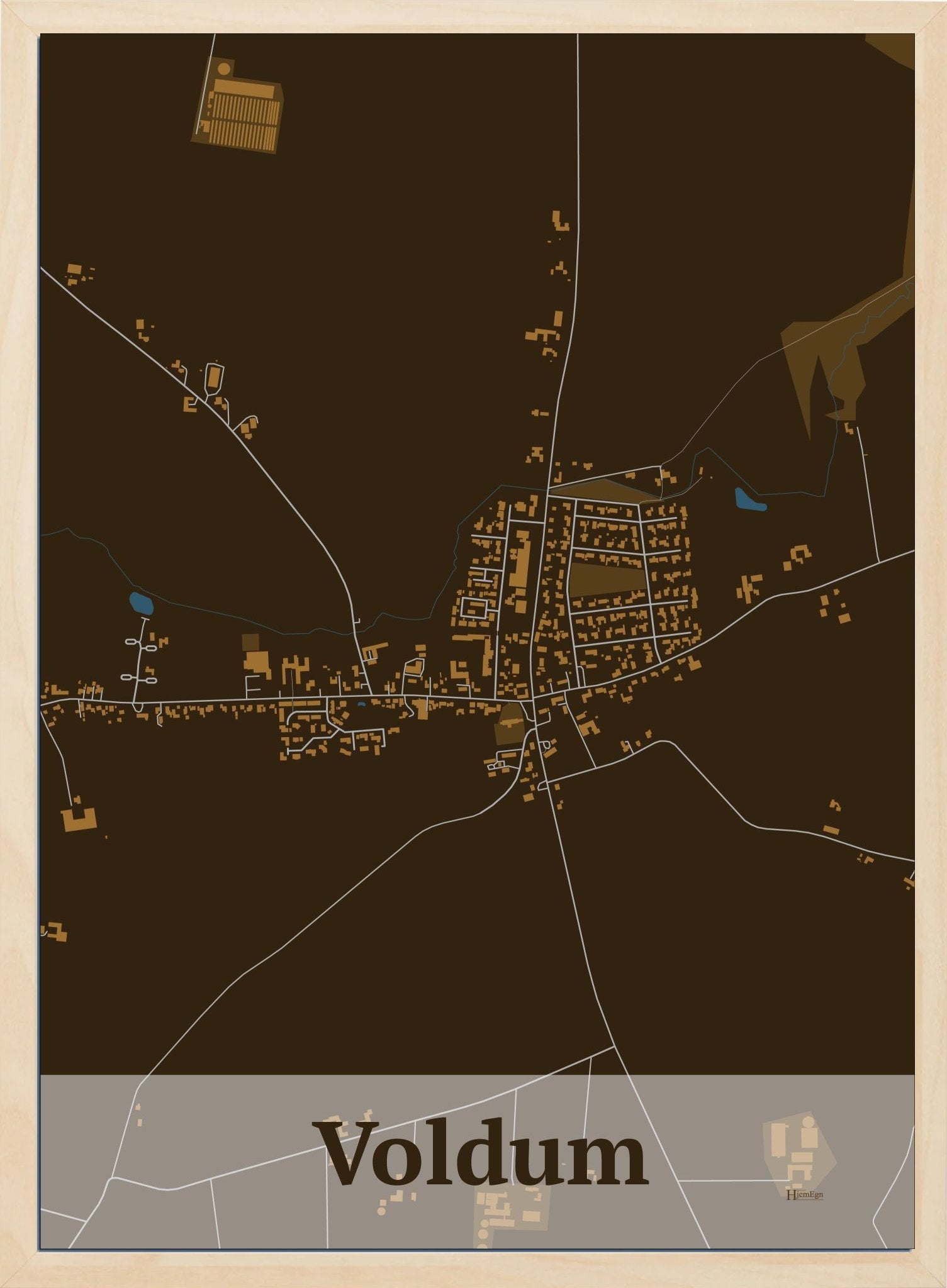 Voldum plakat i farve mørk brun og HjemEgn.dk design firkantet. Design bykort for Voldum