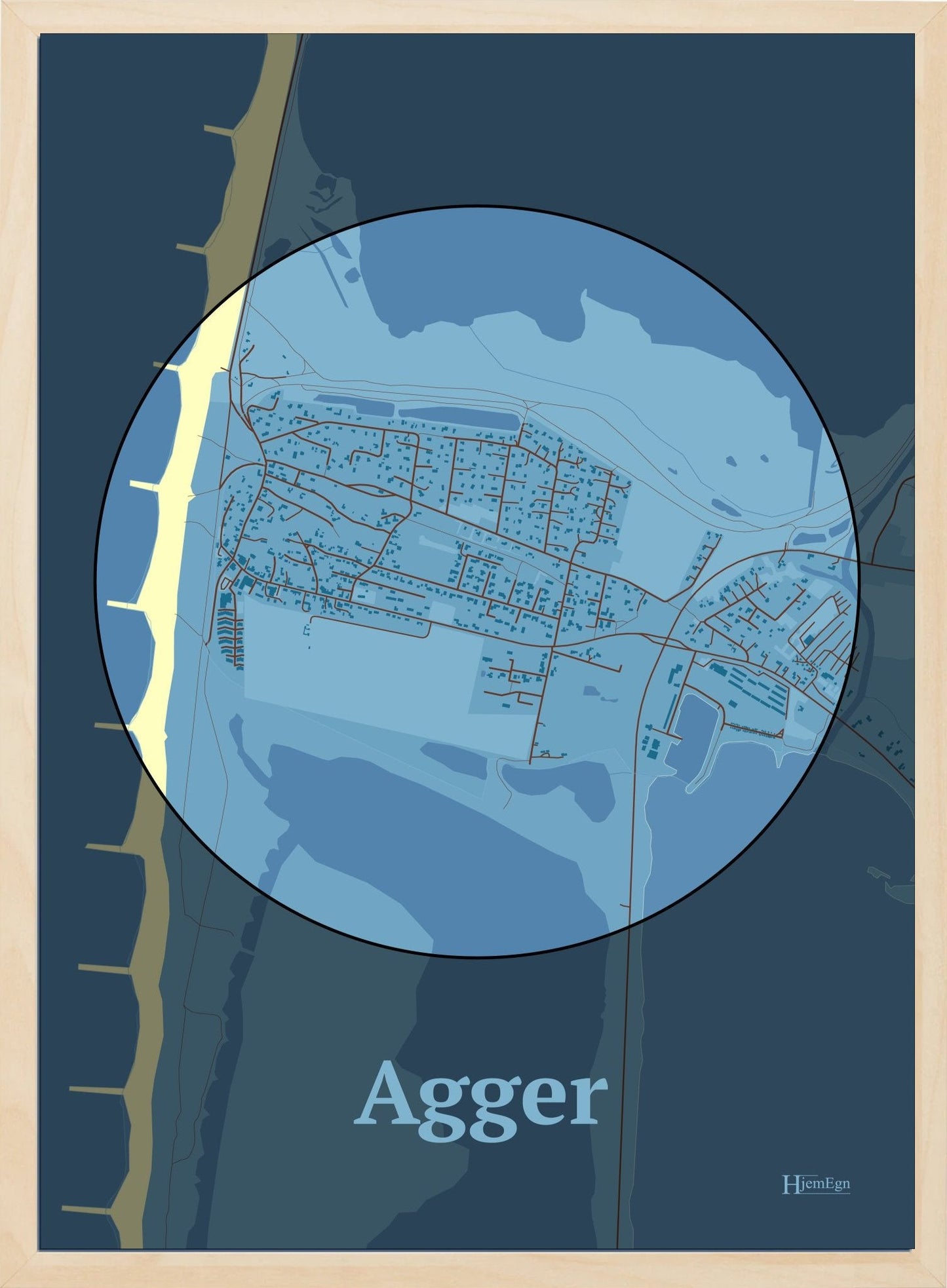 Agger plakat i farve pastel blå og HjemEgn.dk design centrum. Design bykort for Agger