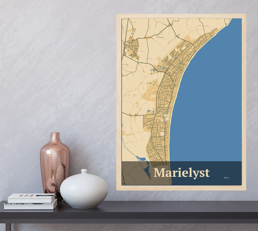 Marielyst plakat i farve  og HjemEgn.dk design firkantet. Design bykort for Marielyst