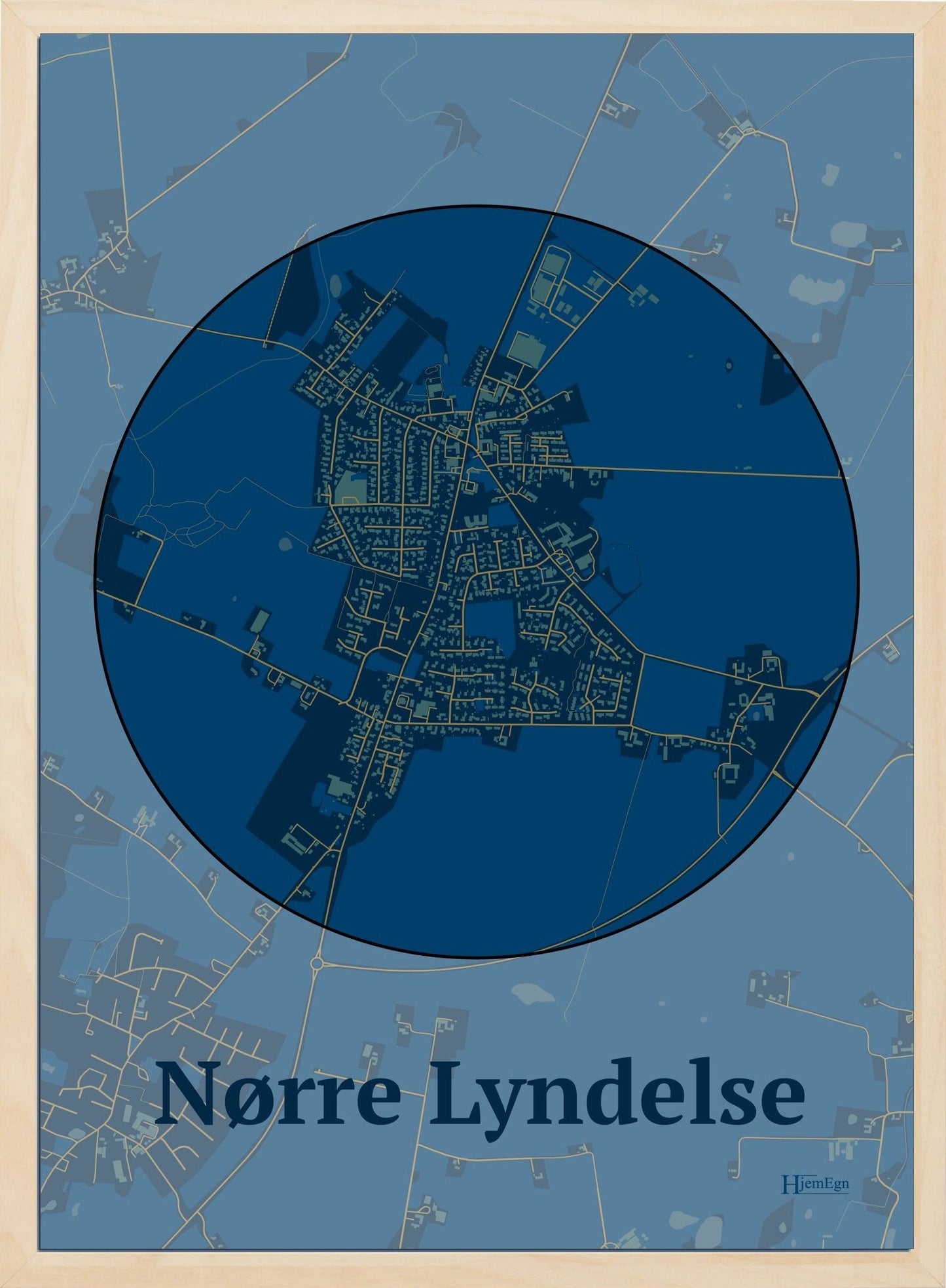 Nørre Lyndelse plakat i farve mørk blå og HjemEgn.dk design centrum. Design bykort for Nørre Lyndelse