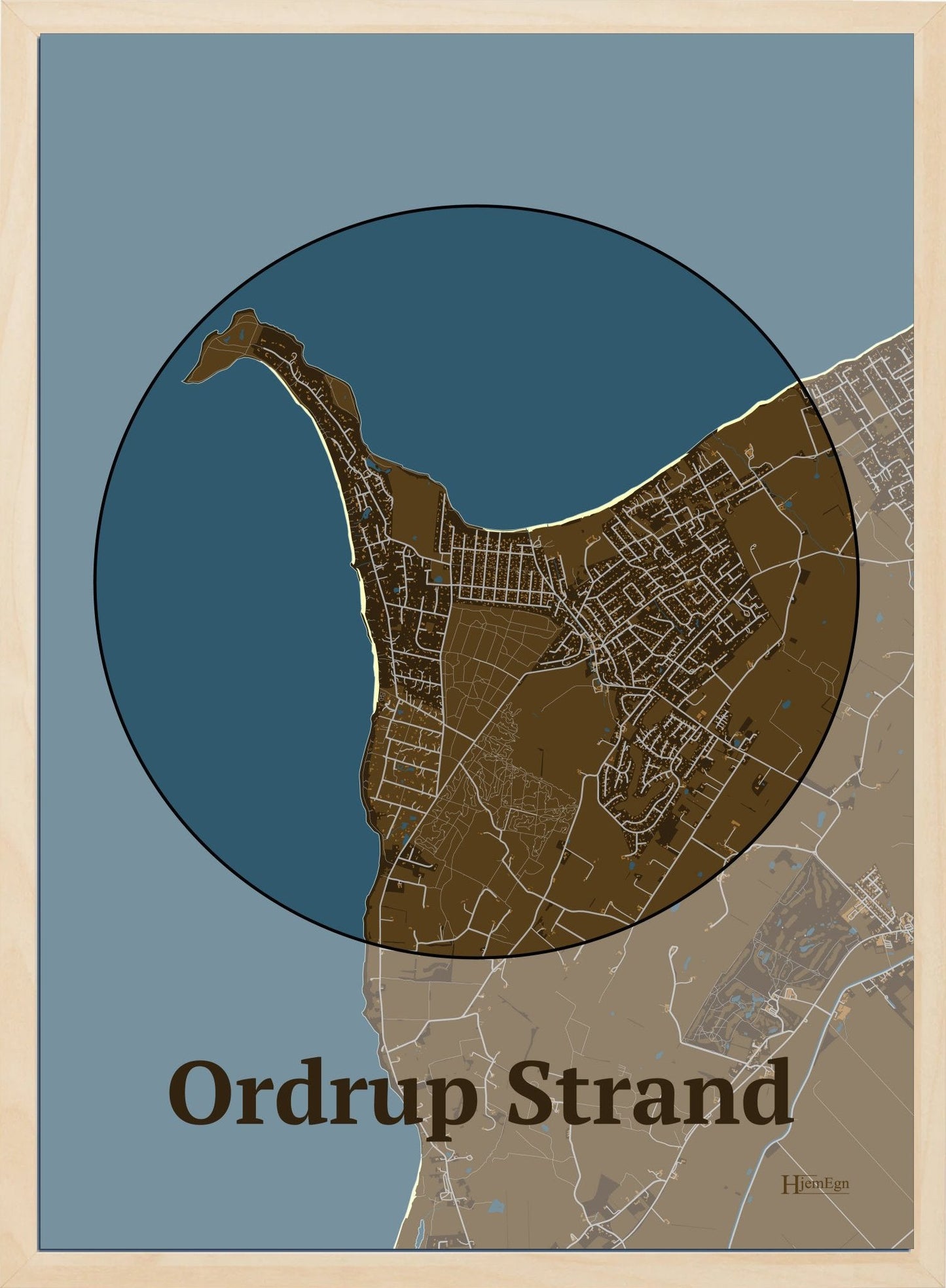 Ordrup Strand plakat i farve mørk brun og HjemEgn.dk design centrum. Design bykort for Ordrup Strand