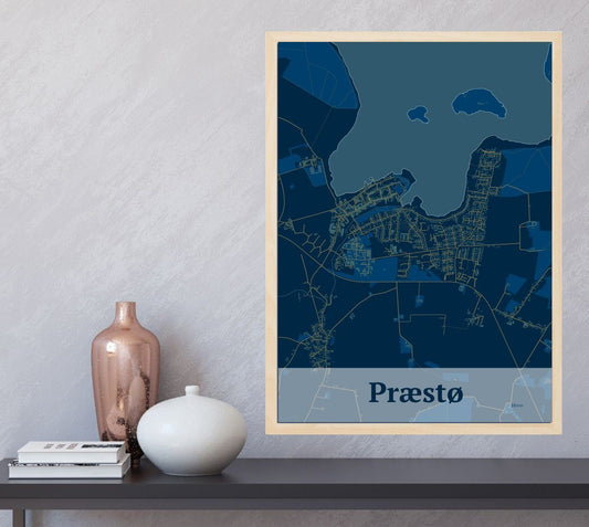 Præstø plakat i farve  og HjemEgn.dk design firkantet. Design bykort for Præstø