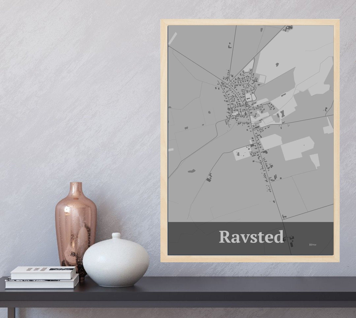 Ravsted plakat i farve  og HjemEgn.dk design firkantet. Design bykort for Ravsted