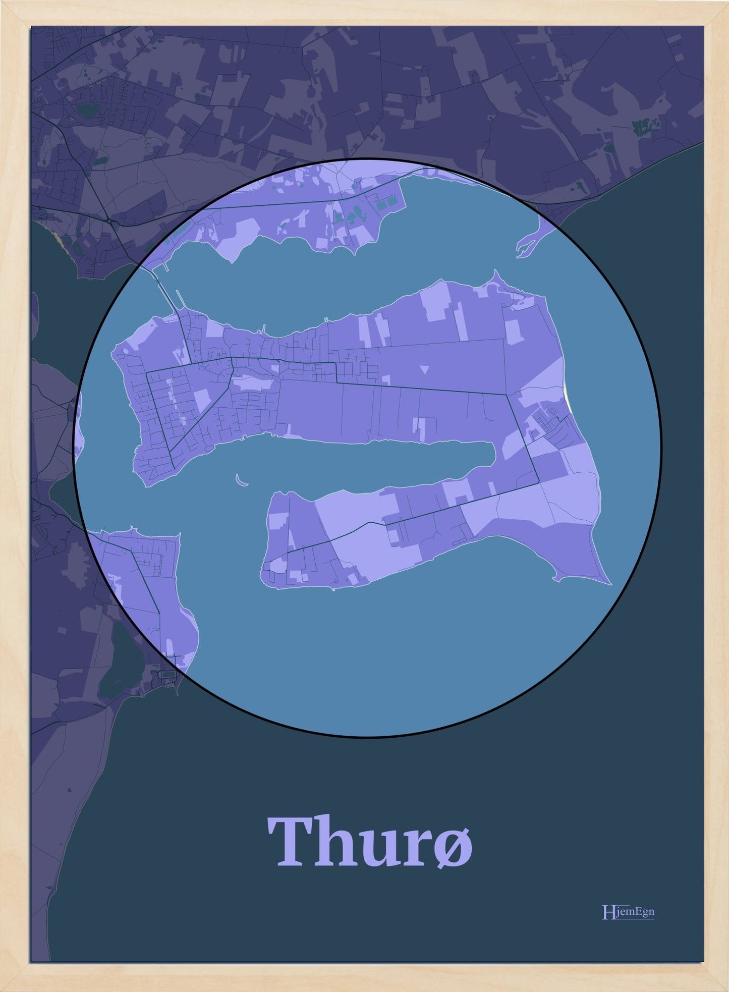 Thurø plakat i farve pastel lilla og HjemEgn.dk design centrum. Design ø-kort for Thurø