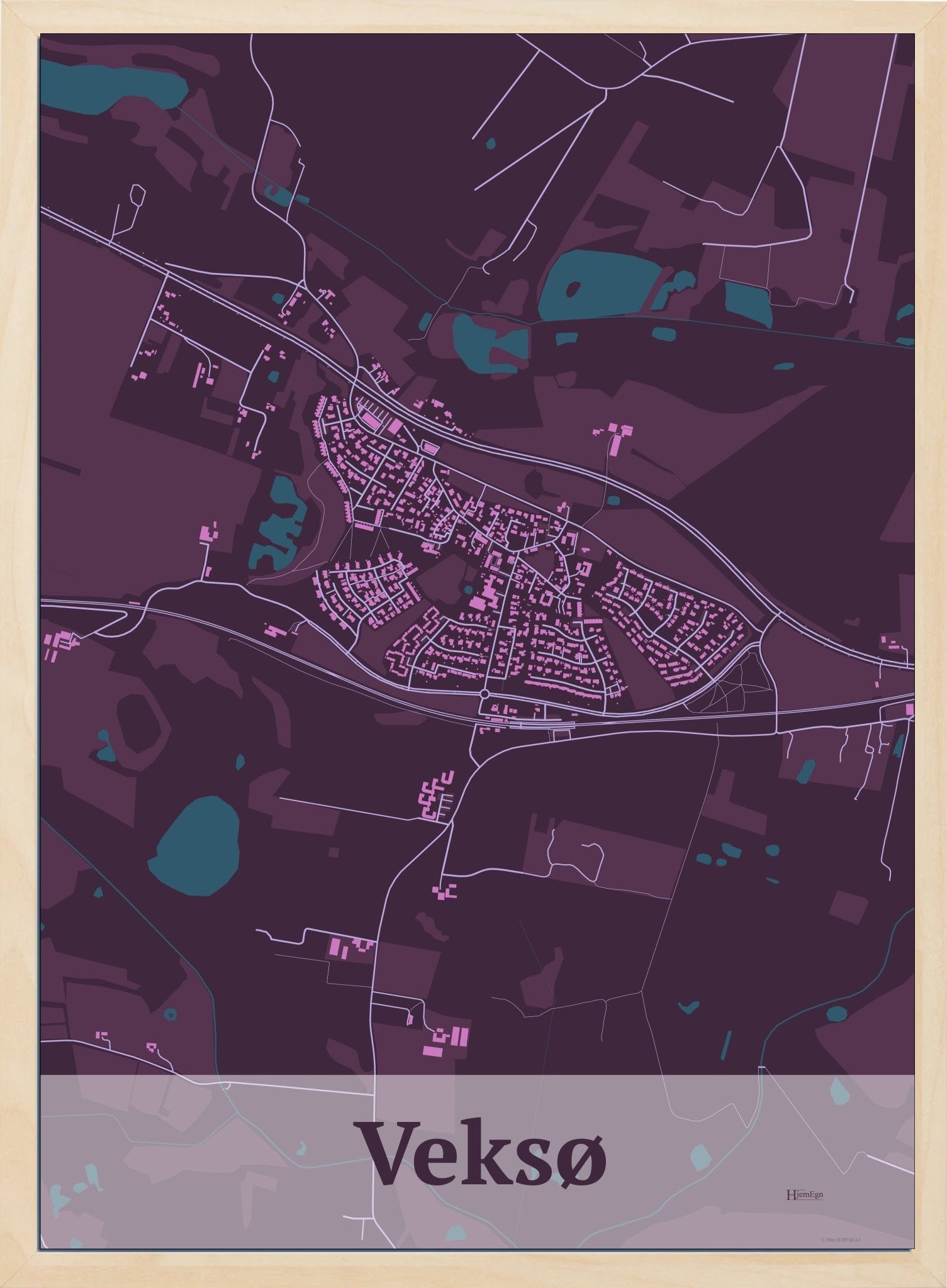 Veksø plakat i farve mørk rød og HjemEgn.dk design firkantet. Design bykort for Veksø