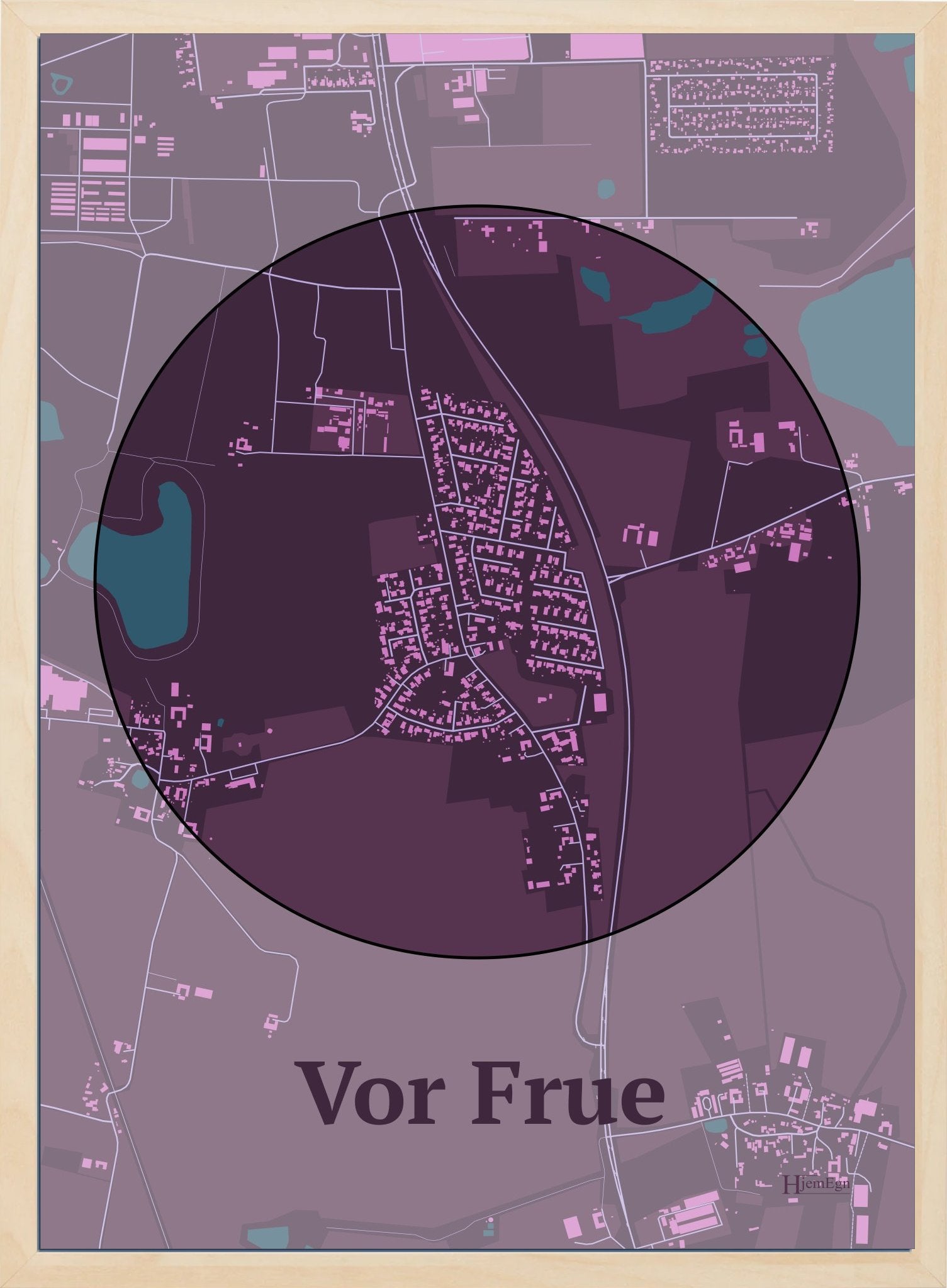 Vor Frue plakat i farve mørk rød og HjemEgn.dk design centrum. Design bykort for Vor Frue