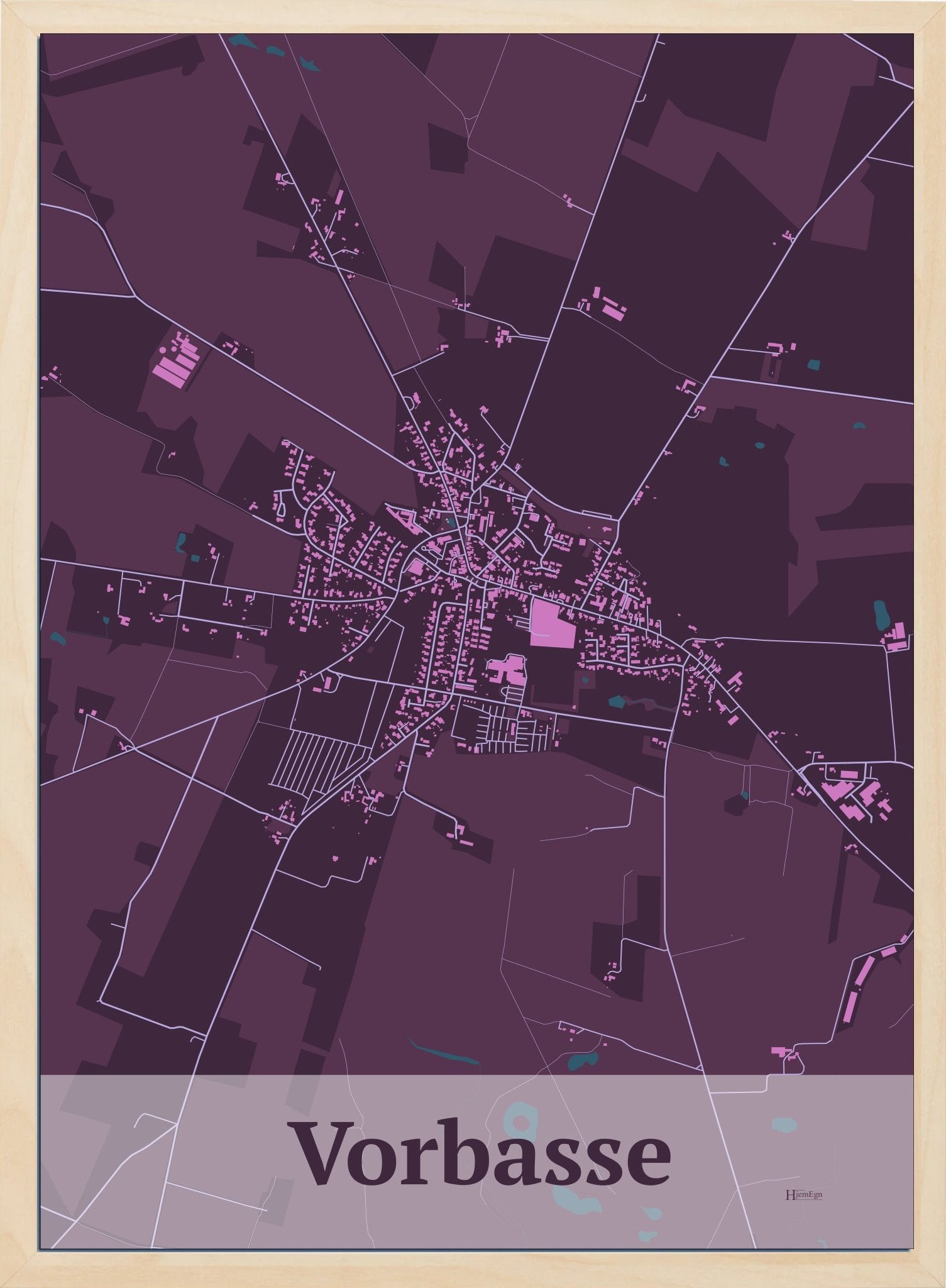 Vorbasse plakat i farve mørk rød og HjemEgn.dk design firkantet. Design bykort for Vorbasse